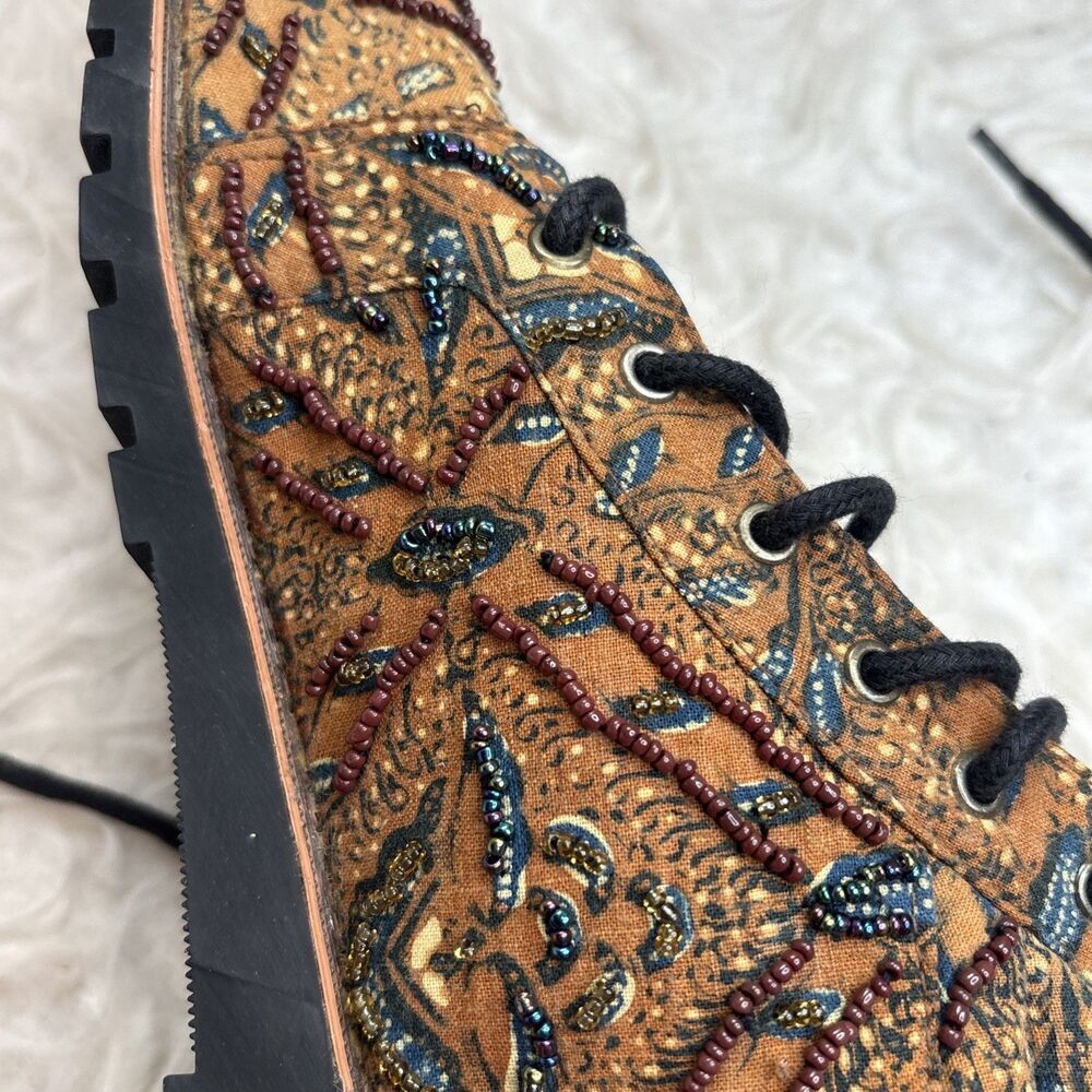 Women’s Beaded Paisley Textile Lace Up Shoes Boho Embroidered Indonesia Fits 8 - Picture 12 of 16